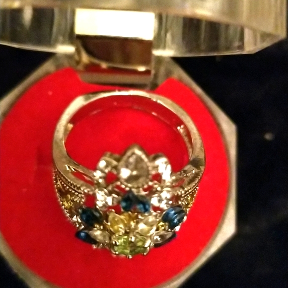 🌺Gorgeous SZ 71/2 created Sapphire multicolor silver ring with gold filigree🌸 - Picture 5 of 5